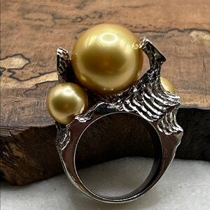 Gold Faux Pearl Ring 925 Sterling Silver Hallmarks Women’s Cocktail Artisan